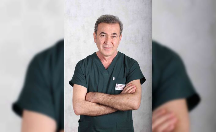 Prof. Dr. Selahattin Kumru: “Çiğ et tüketimi ve çiğ et ile temas etmek tehlikeli olabilir”