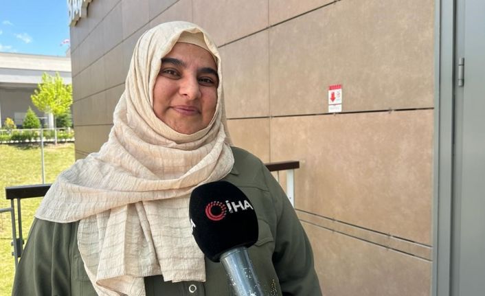 Şehit Fethi Sekin’in kardeşi Fikriye Sekin: "Polislerimizin, askerlerimizin ve kimlerin emeği varsa ellerinden, ayaklarından öpüyorum"