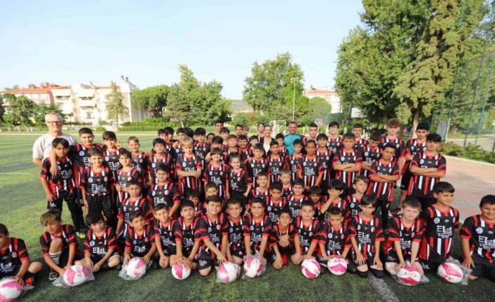Selçuk Belediyesi’nin spora ve sporcuya desteği devam ediyor