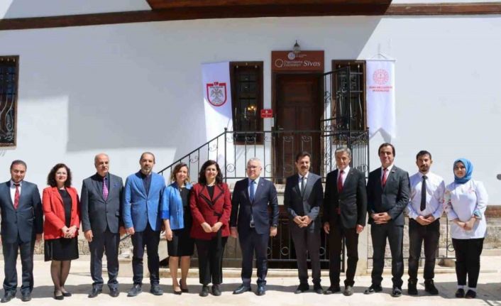 Şimşek’ten Matematik ve Sanat Evine ziyaret