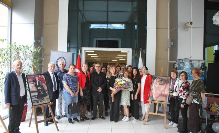 Soğanlık Kültür Merkezi, resme gönül veren sanatçıların sergisine ev sahipliği yaptı