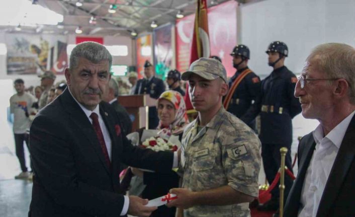 Sözleşmeli erler yemin etti