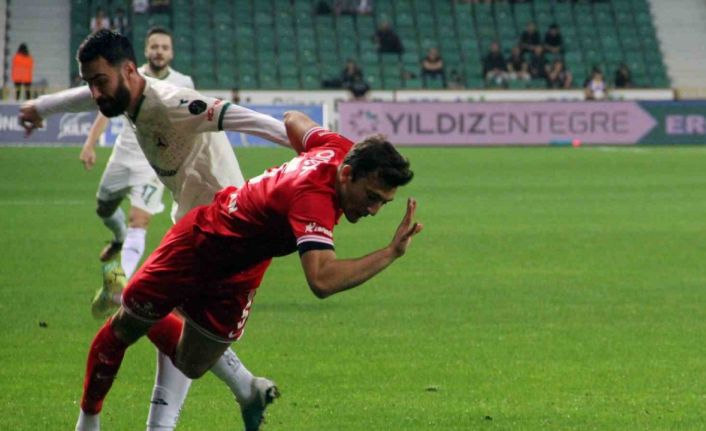 Spor Toto Süper Lig: Giresunspor: 2 - FTA Antalyaspor: 0 (Maç sonucu)