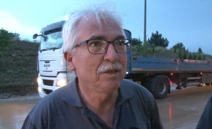 Toprak altında kalan araçtan sağ kurtulan şahıs dehşet anlarını anlattı