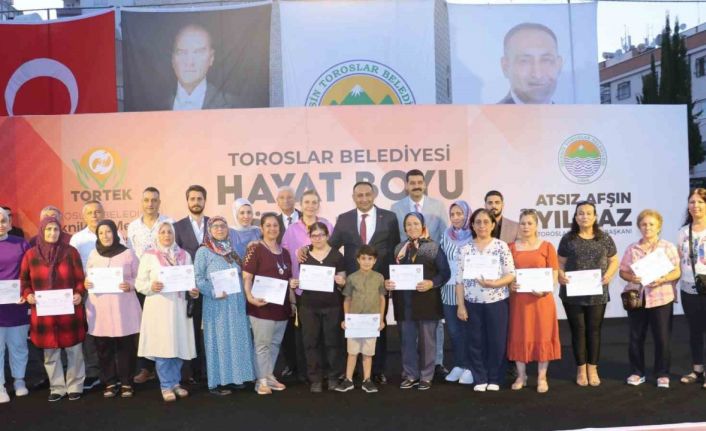 Toroslar’da Hayat Boyu Öğrenme Haftası coşkuyla kutlandı