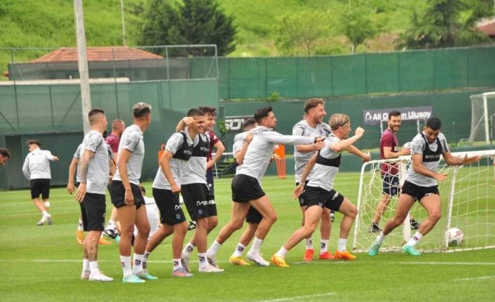 Trabzonspor, Corendon Alanyaspor maçının hazırlıklarını sürdürdü
