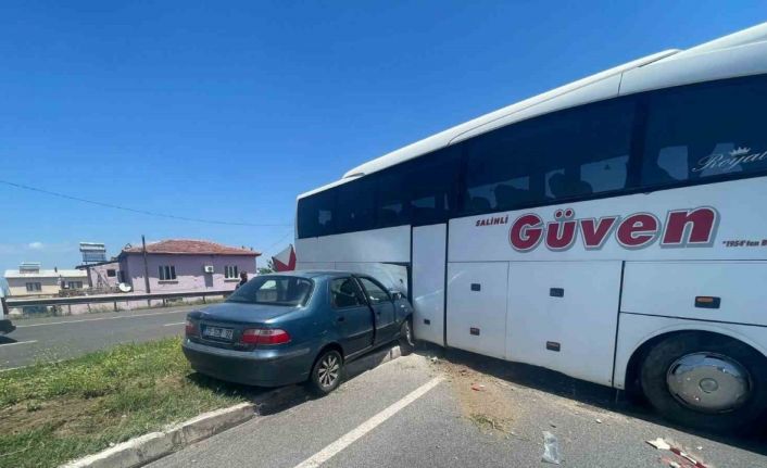 Turgutlu’da zincirleme kaza: 2’si çocuk 5 yaralı