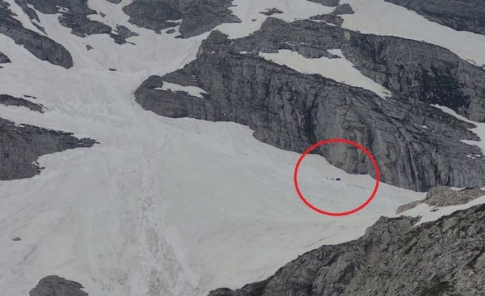 Uludağ’ın zirvesinde ayıların izinde