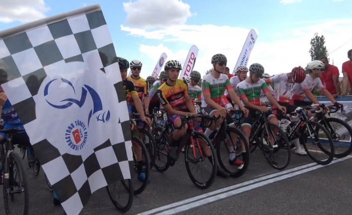 Uluslararası Road Race Kırıkkale 2.2 UCI Bisiklet Yarışları devam ediyor