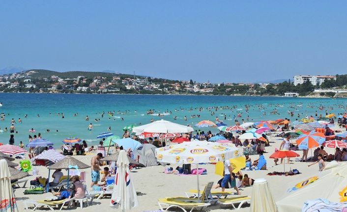 Ünlü tatil merkezi Çeşme’ye bayramda 1 milyon kişi bekleniyor