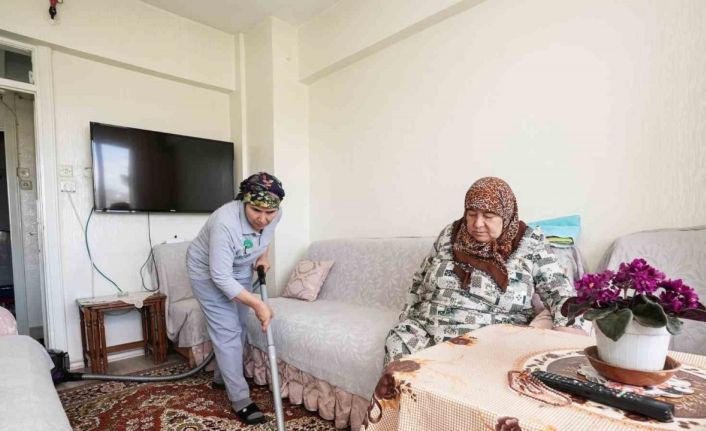 ‘Vefa Hizmeti’ yaşlıların yüzünü güldürüyor