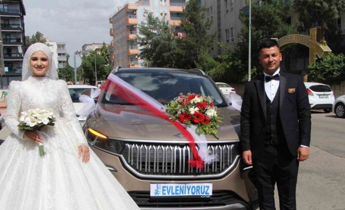 Yerli ve milli araba Togg, Batman’da ilk kez gelin arabası oldu