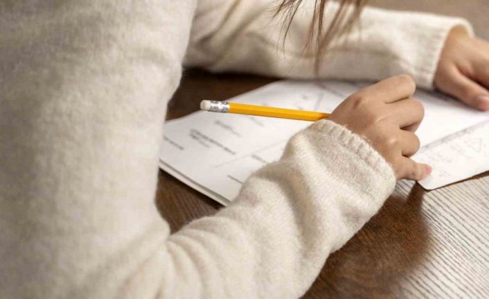 YKS’ye girecek 34 yaş üstü kadınlara ve depremzede öğrencilere ek kontenjan