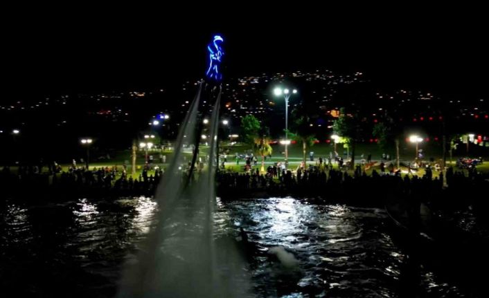 2019 Rusya Dünya Record Şampiyonu milli sporcudan flyboard şov