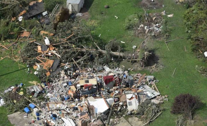 ABD’yi kasırga vurdu: 16 yaralı