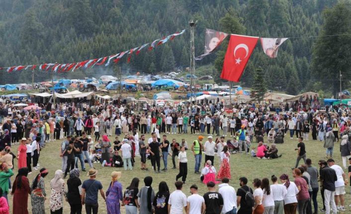 Acelle Yayla Şenlikleri coşku ile sürüyor