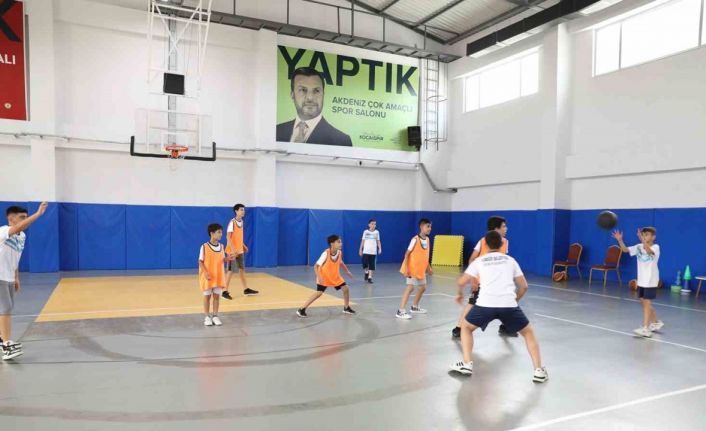 Adana Yüreğir yaz spor okulları 9 bin 200 çocuğa eğitim veriyor