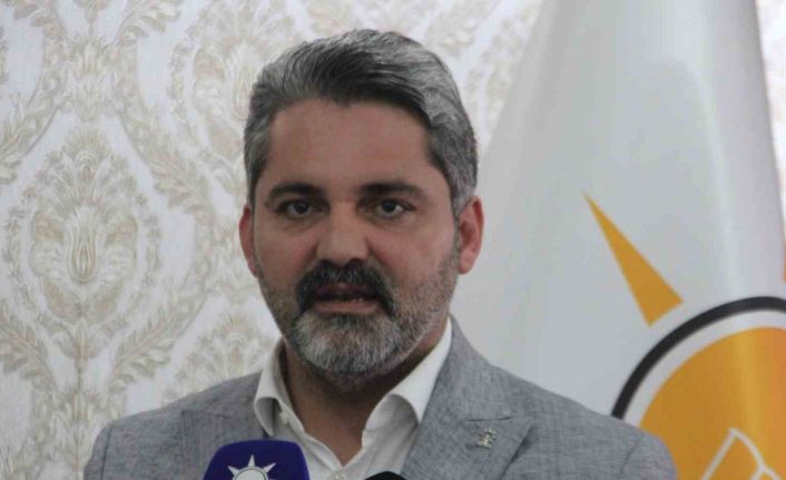 AK Parti İl Başkanı Üzüm: "Bizimle çalışmak isteyen hemşehrilerimize ihtiyacımız var"