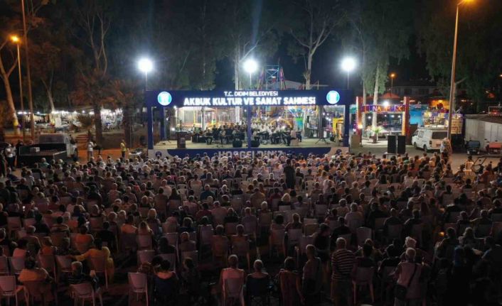 Akbük’te yaz konseri büyük beğeni topladı