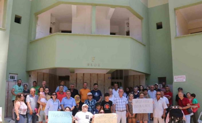 Antalya’da tapusu olmayan 66 daireden oluşan 26 yıllık siteye mahkemeden yıkım kararı