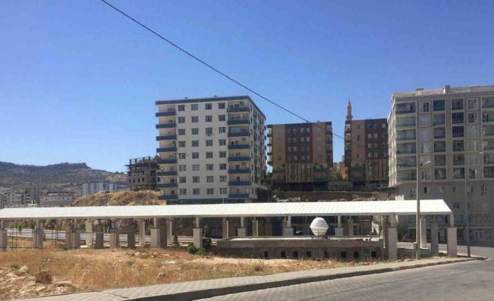 Artuklu ilçesinde kapalı semt pazarında sona gelindi