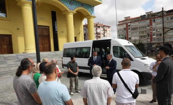 “Aşalım engelleri birlikte Kütahya” isimli hayır çarşısı Hatay’daki engellilere umut oldu