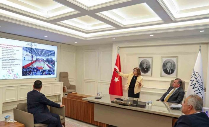 Bakan Bak: “Ortak çalışmalarla gençlere ve spora yatırımlar devam edecek”