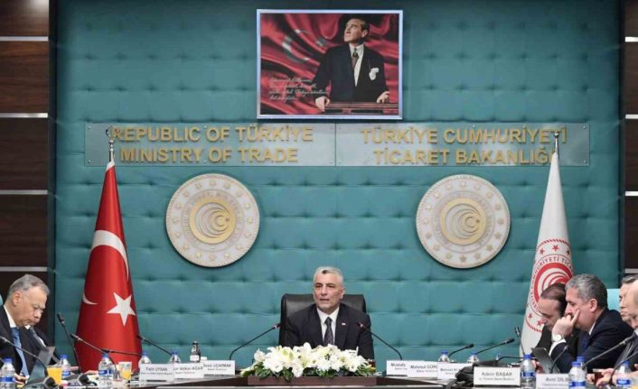 Bakan Bolat: “Otomotiv sektöründe çok ciddi çürük elmalar var”