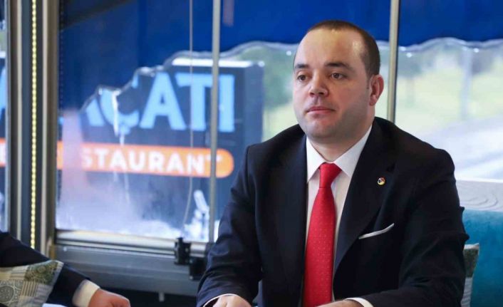 Başkan Çintay,"Gazeteciler, toplumun sesi ve gözü olmaya devam ediyor"