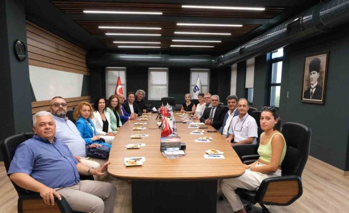 Başkan Küpeli Maritsa Belediyesi yetkilileri ile Bulgar iş heyetini ağırladı