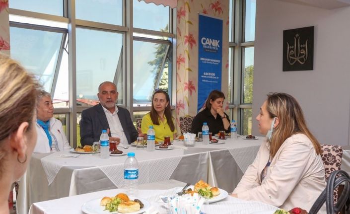 Başkan Sandıkçı: “Hanım Konaklarımız istihdama katkı noktasında önemli bir rol üstlenmektedir”