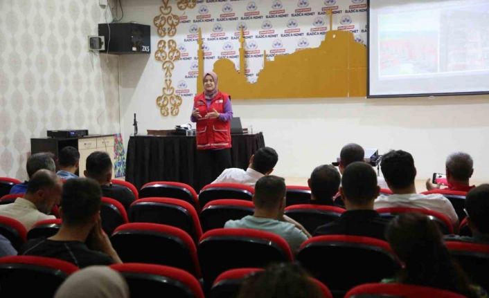 Belediye çalışanlarına seminer verildi