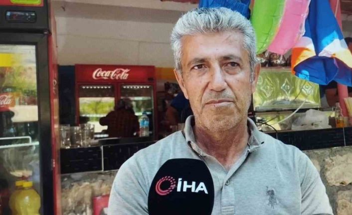 Beyazsu Mesire Alanı’nda vatandaş traktör kiralayarak çöpleri toplatıyor