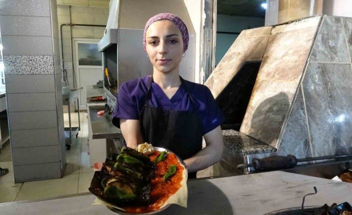 Bulaşıkçı olarak başladı, Tokat kebabının tek kadın ustası oldu