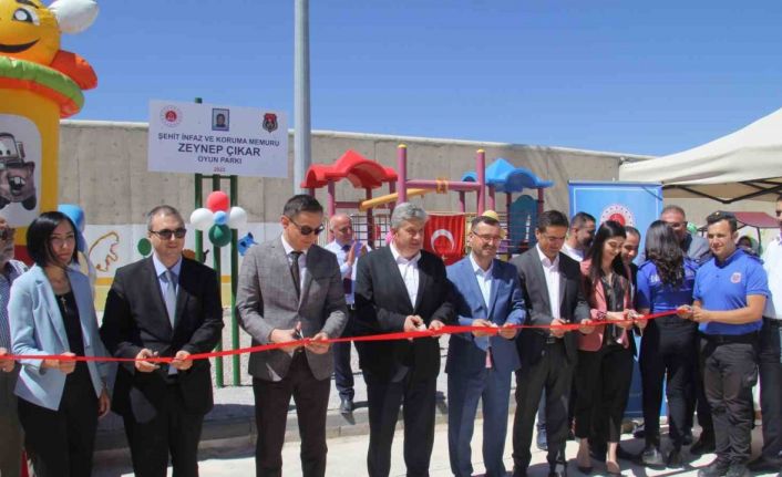Bünyan’da kapalı kadın cezaevi içerisinde eğitim gören çocuklar için oyun parkı açıldı