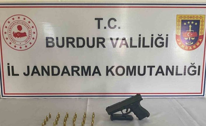 Burdur’da Jandarma ekiplerinin 6 aylık asayiş çalışmasında bin 884 şahıs hakkında adli işlem yapıldı