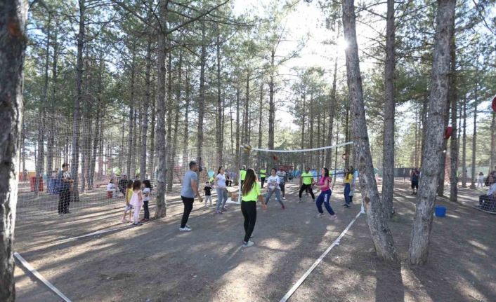 Büyükşehir’in doğa kampı ile Kayserililer doğaya akın etti