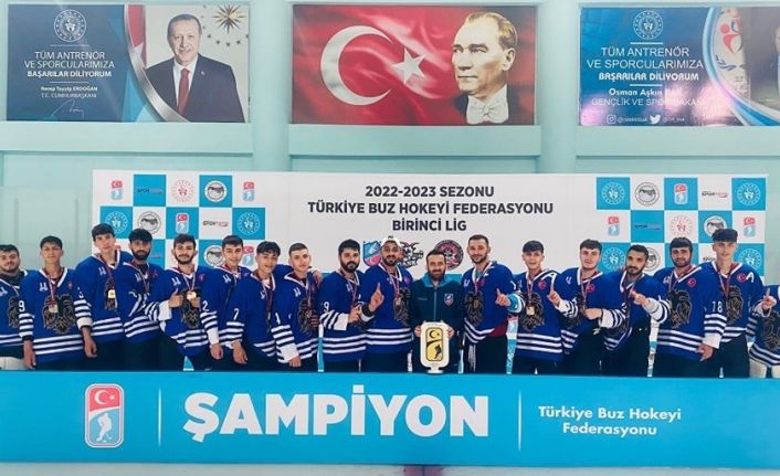 Buz Hokeyinde Erzurum Büyükşehir şampiyon