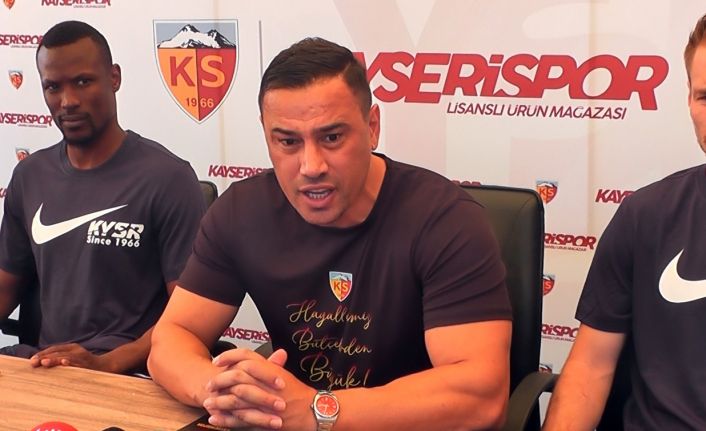 Çağdaş Atan: "Elimizdeki kadro ile ligi götüremeyiz"