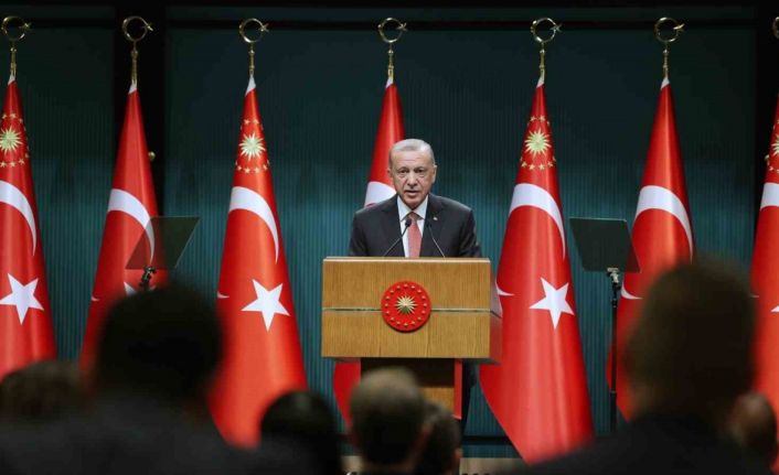 Cumhurbaşkanı Erdoğan: “Enflasyon oranlarının belli olmasıyla birlikte memur ve emeklilerimize verdiğimiz sözleri yerine getireceğiz”