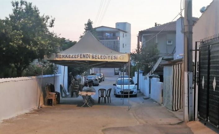 Demir kapının altına kalan 4 yaşındaki Aysima kurtarılmadı