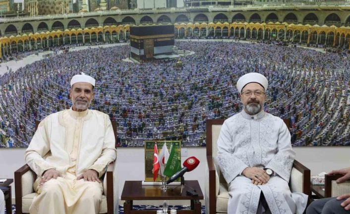Diyanet İşleri Başkanı Erbaş, Libya Hac Bakanı Beşir ile bir araya geldi