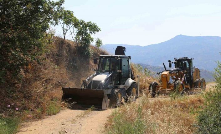 Efeler’in ekipleri çalışıyor; çiftçiler yakıt ve zamandan tasarruf ediyor