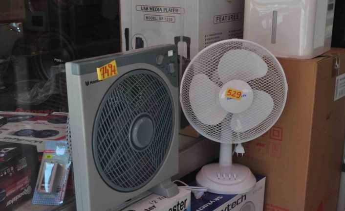 En ekonomik serinleme araçlarından vantilatör yoğun ilgi görüyor