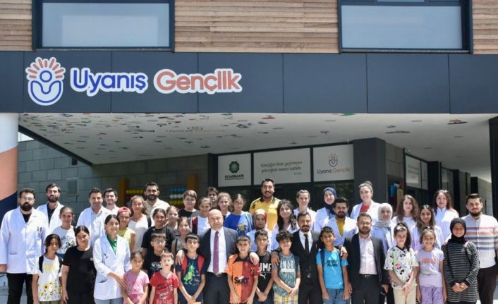 Genel Sekreter Çiftçi Diyarbakır’ın yeni eğitim ve teknoloji merkezini inceledi