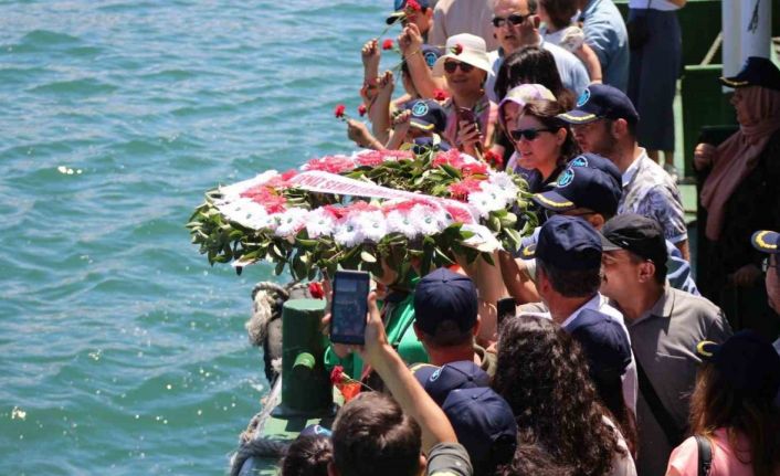 Giresun’da Denizcilik ve Kabotaj Bayramında 102 yıl önce batan gemideki şehitler anıldı