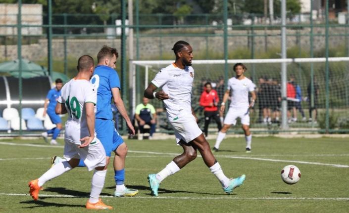 Hazırlık maçı: Corendon Alanyaspor: 3 - Ç. Rizespor: 1