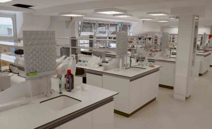 HİTMER’de yeni ilaçların tasarım ve geliştirilmesi için çalışmalar sürüyor