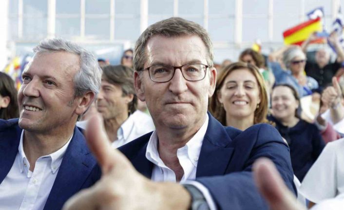 İspanya’da anketlere göre genel seçimi Halk Partisi’nin kazanması bekleniyor