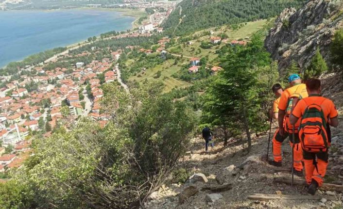 Isparta’da doğa yürüyüşünde kaybolan şahsı arama çalışmaları devam ediyor